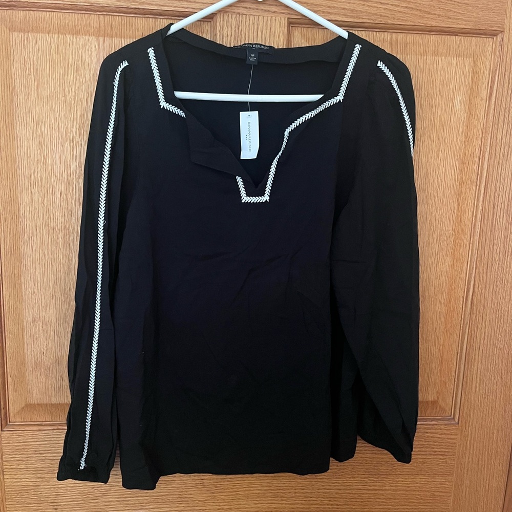 Banana Republic embroidered
 Black Women's Top with White Trim